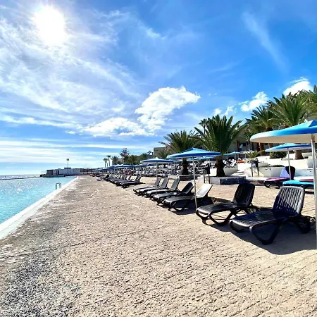 With Garden View,cerca Playa, Con Piscina Y Wifi En *