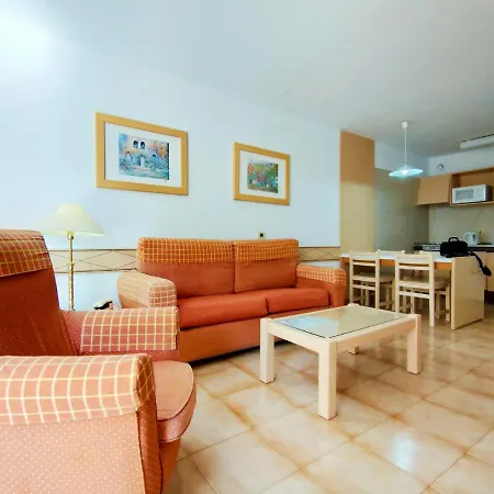 With Garden View,cerca Playa, Con Piscina Y Wifi En 아파트