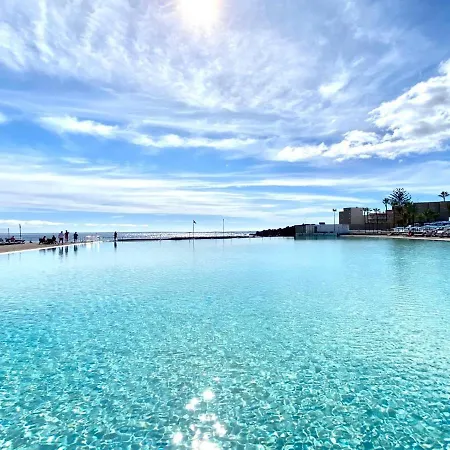 With Garden View,cerca Playa, Con Piscina Y Wifi En 아파트 *